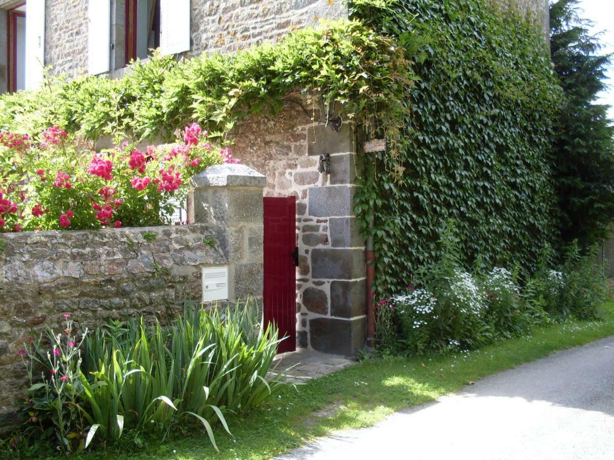 Chambres D'Hotes De La Barrerie Dinge Exterior photo